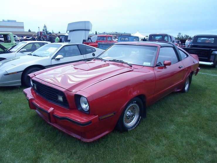 Ford Mustang II King Cobra