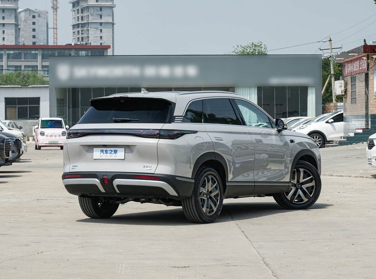 новый BYD Sealion 07, BYD Sealion 07 DM-i, кроссовер BYD