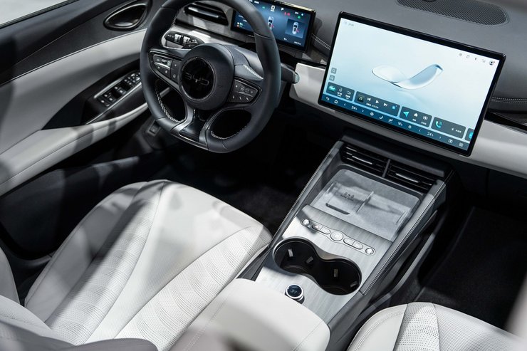 салон BYD Seal 06, новый BYD Seal 06, электромобиль BYD, гибрид BYD, гибрид BYD, универсал BYD