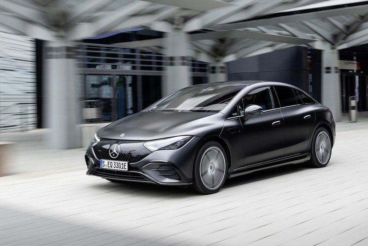 Мерседес EQE