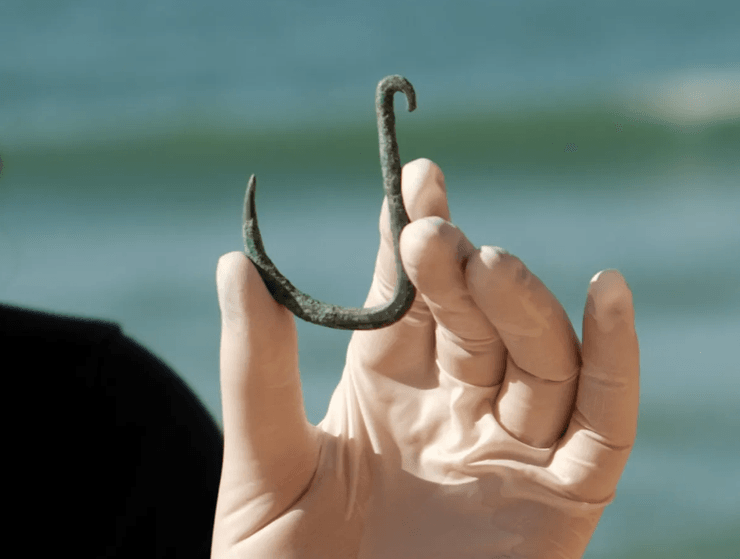 израиль, находка, рыбалка, раскопки, археология, археолог, археологические раскопки, исследования, древние люди, древние рыбаки, рыболовный крючок, древнейший рыболовный крючок, медный рыболовный крючок, история, неолит