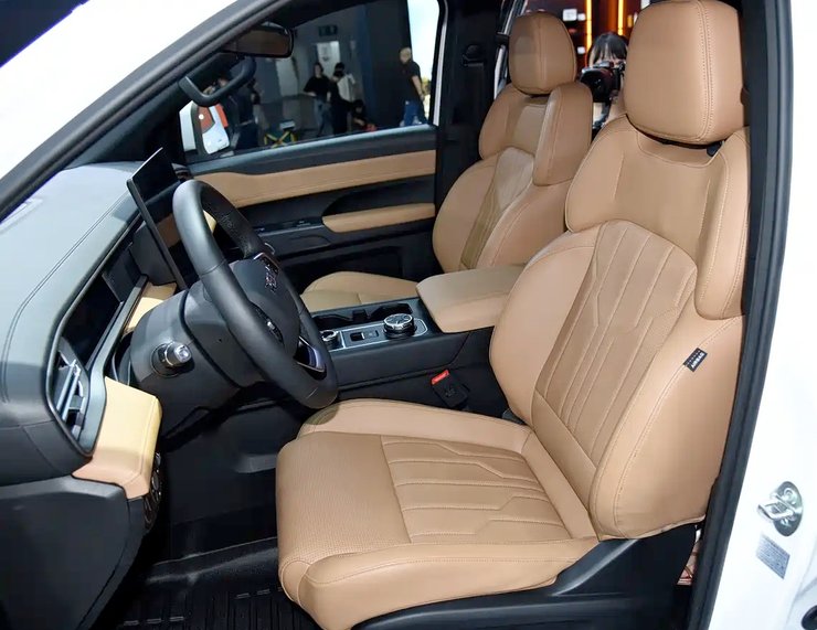 Салон Chery Himla EV