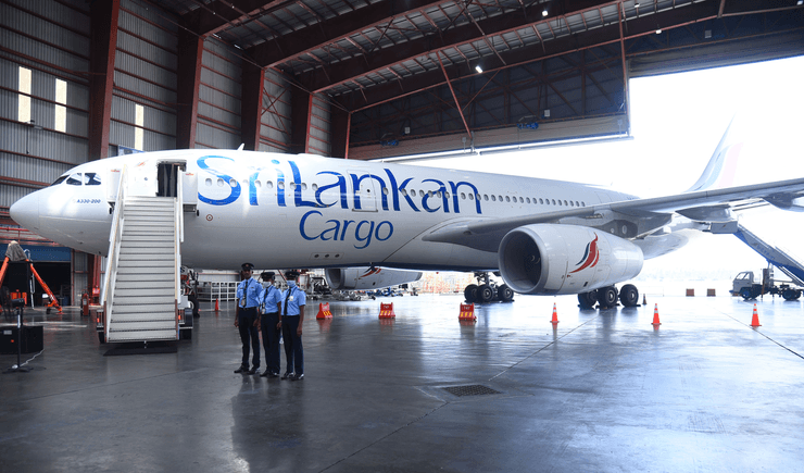SriLankan Airlines, самолет, скандал в самолете, конфликт в самолете, услышали крики, ссора пилотов в самолете,