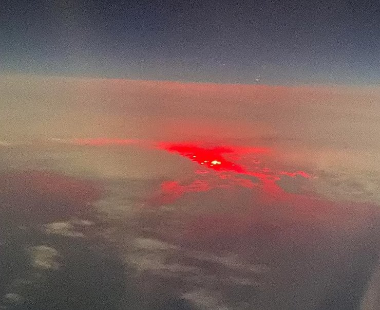 свечение, облака