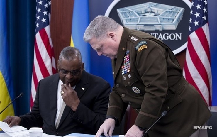 Сподівання, що від війни вдасться "відкупитися" періодичним наданням Україні пакетів військової підтримки, індивідуальної чи у результаті колективних операцій за наслідками "Рамштайнів" – також глибоко помилкові.