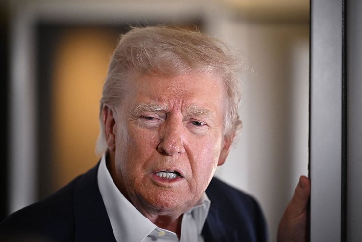 Дональд Трамп, наміри Путіна, як припинити російсько-українську війну, мирне врегулювання, Трамп тисне на Кремль, зустріч Зеленського і Трампа у Ватикані, дипломатичний провал Москви