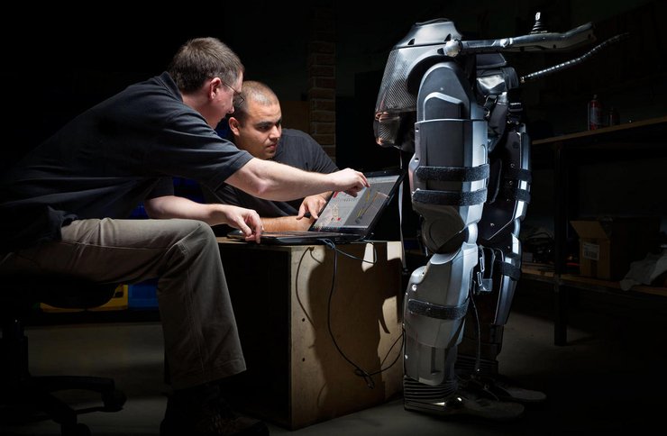 Rex Bionics, экзоскелет, REX, для малоподвижных людей