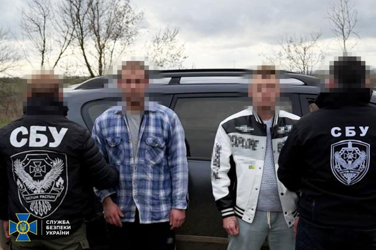 Подозреваемые в организации уклонения от службы