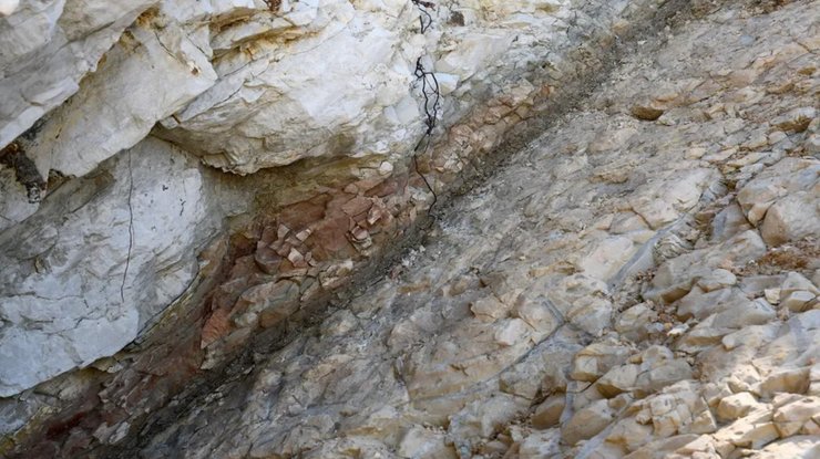 иридиевая аномалия