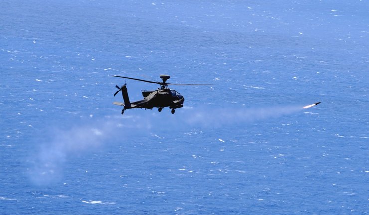 Ударный вертолет AH-64 Apache