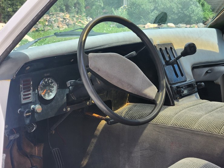 Unique Mobility Electrek 2+2