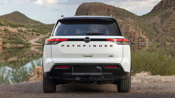 Авто 2027 Nissan Pathfinder Special Edition