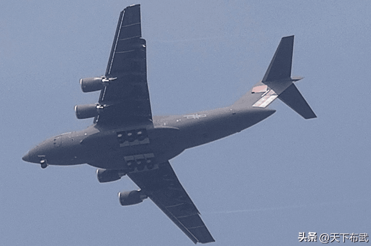 обновленный самолет y-20b
