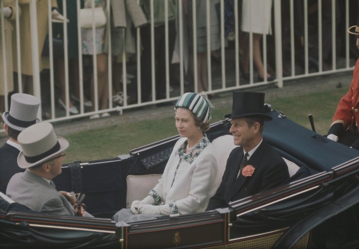 королева Елизавета II