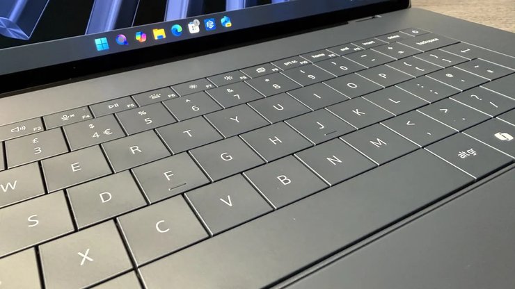 Клавіатура Dell XPS 16 (2026)