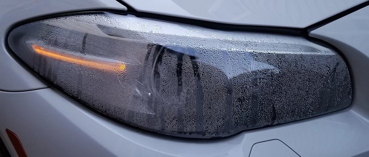 Запотевают фары, почему запотевают фары, конденсат в фарах, влага в фарах, мутные фары, мутнеют фары, запотевают фары, вода в фарах