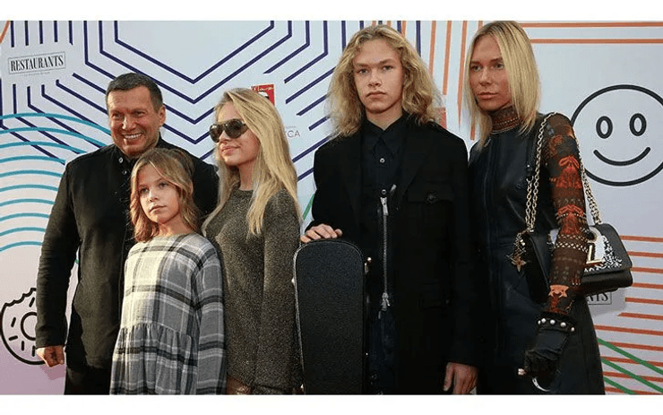 владимир соловьев семья, владимир соловьев жена, эльга сэпп, даниил соловьев