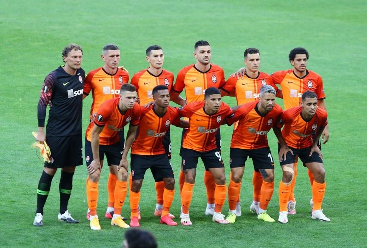 шахтер, вольфсбург, лига европы