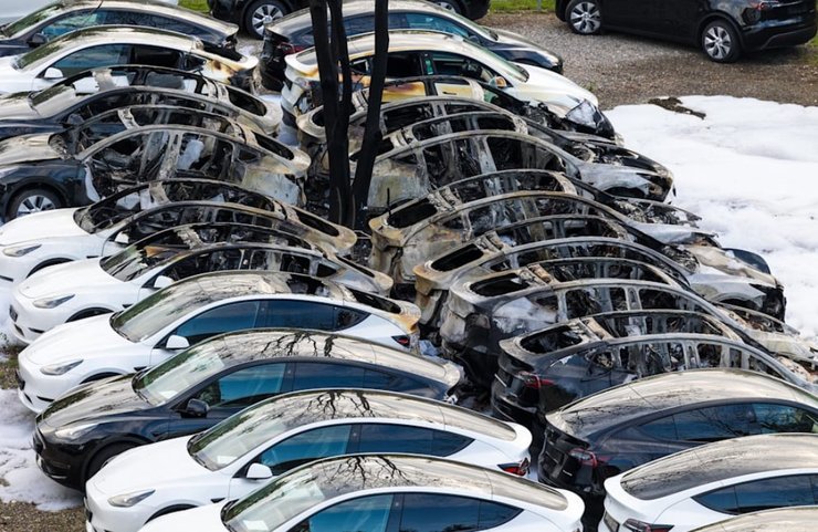 Пожар электромобили Tesla