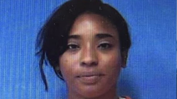 Нашли пропавшего ребенка,  малыш пережил два дня шторма, ураган берил, мать потеряла детей, арестовали мать,