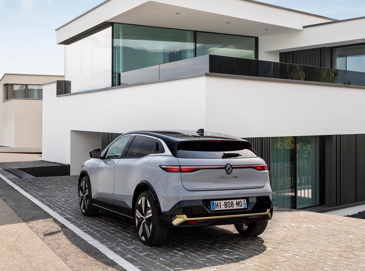 Renault Megane E-Tech, новий Renault Megane, електромобіль Renault Megane, кросовер Renault Megane