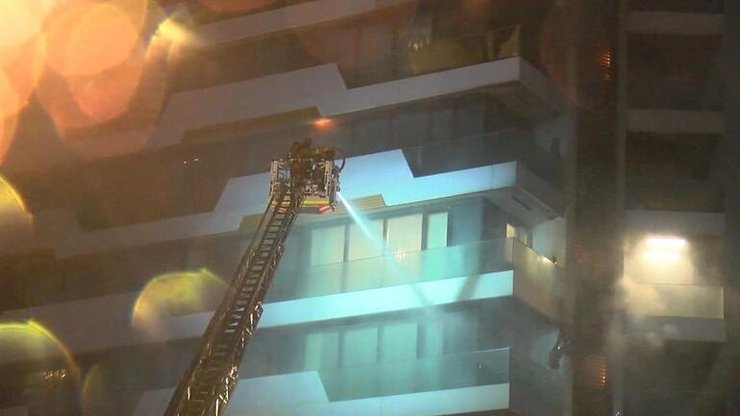 пожар, пожар в стамбуле, турция пожар, пожар небоскреб, небоскреб