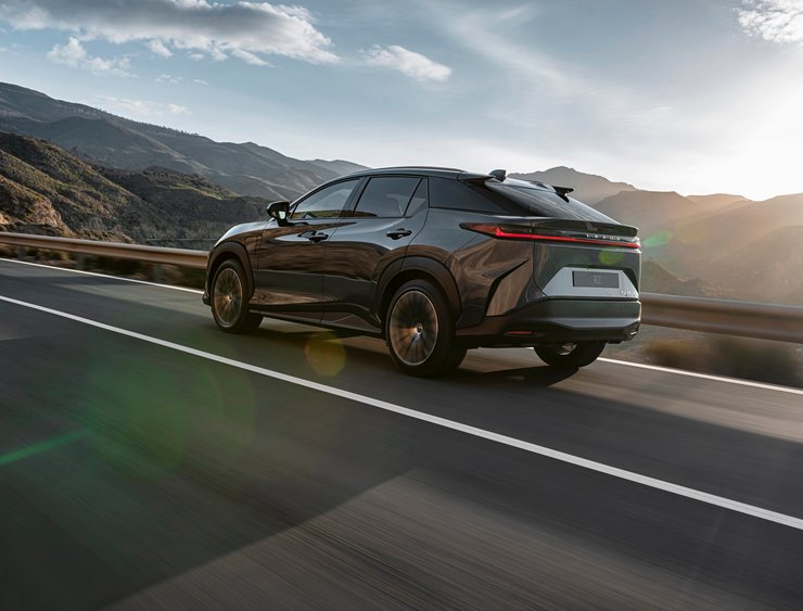 новый Lexus RZ, Lexus RZ 450e, Lexus RZ, Lexus RZ 2023, кроссовер Lexus, электромобиль Lexus