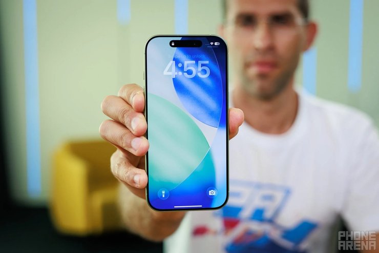 iPhone 17