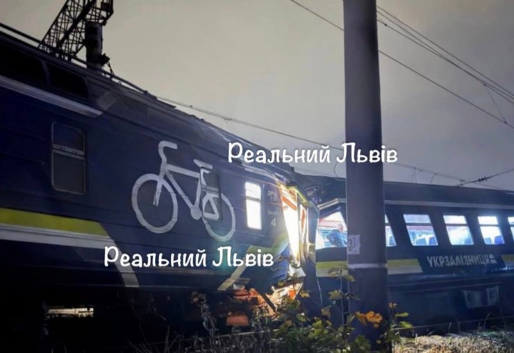 вагони після інциденту у Львові 9 жовтня