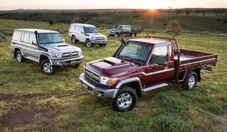 Toyota Land Cruiser 70 отримає більше подушок безпеки.