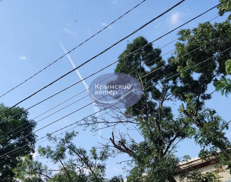 След от ракеты ПВО