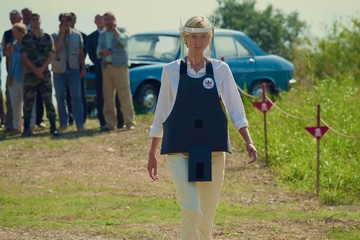 сериал корона, принцесса диана, элизабет дебики