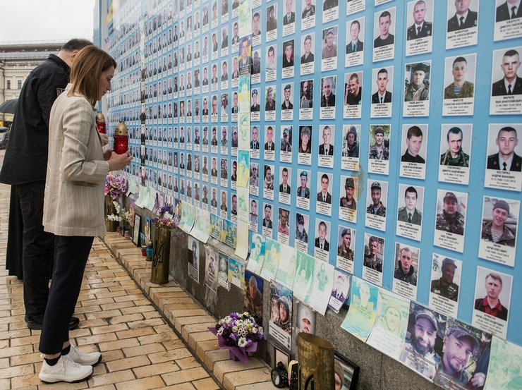 Глава Європарламенту Роберта Мецола приїхала до Києва