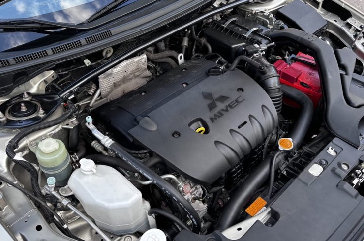 двигун Mitsubishi Lancer X