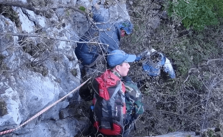 Рен Тішен, у горах, похід у гори, зникнення, таємниче зникнення, загадкове зникнення, зникнення людини, зникнення у горах, зникнення вчителя, вчитель зник у горах, кістки у горах, людські кістки