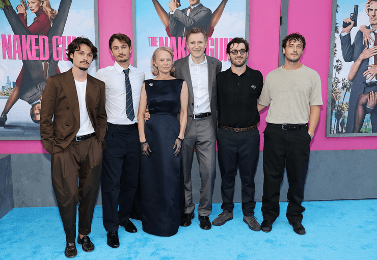 Памела Андерсон та Ліам Нісон сини