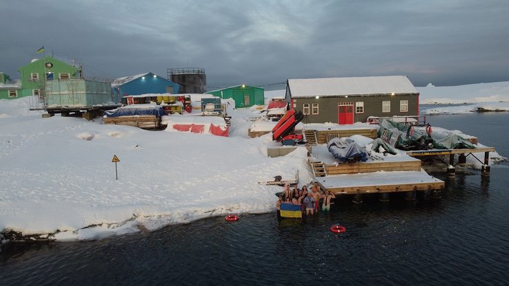 Українська антарктична станція «Академік Вернадський», українські вчені