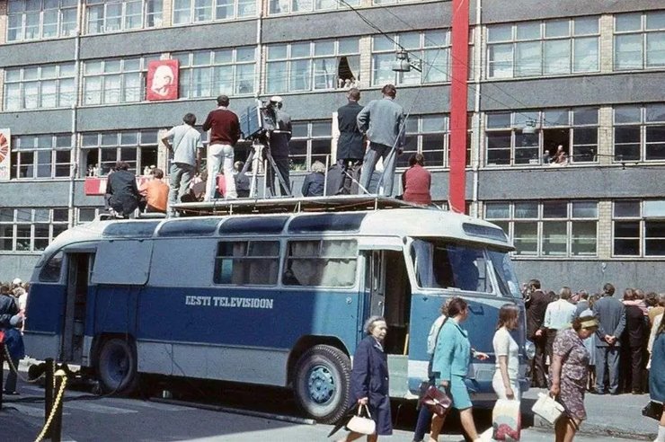 фото ЛАЗ-695 во время съемок фильма