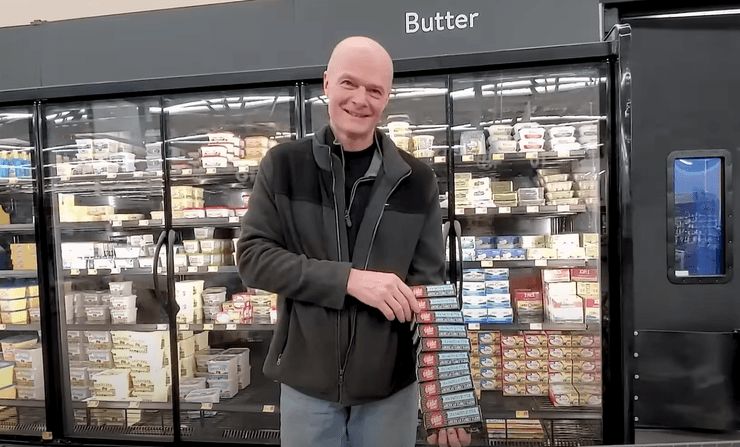 Мужчина съел 100 столовых ложек сливочного масла, сливочное масло, Стэн Экберг, доктор, необычный эксперимент, результат эксперимента