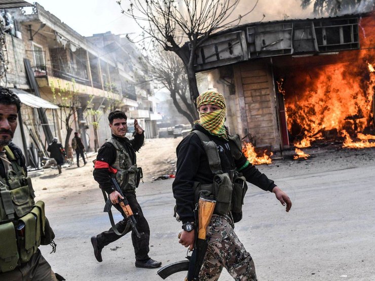 Протурецкие группировки в Сирии практикуют отжим бизнеса, разграбление домов, рэкет, похищения людей и контролируют контрабандные потоки,