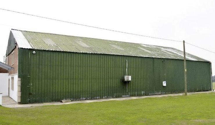 Особняк, будинок, прихований особняк, сховав будинок, сарай, фермерський сарай, задній двір, таємна кімната, шахрай