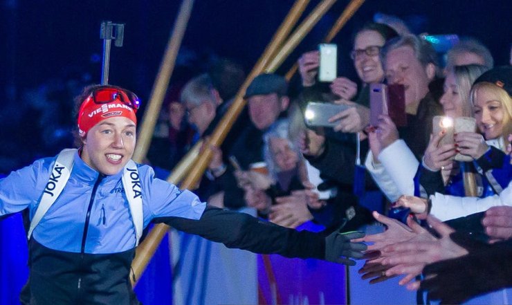 Лаура Дальмаєр на змаганнях з біатлону