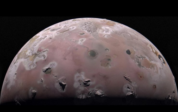 Супутник Іо Юпітер