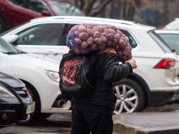 Ціни на молоду картоплю у квітні традиційно вищі