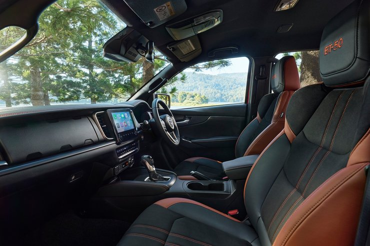 Mazda BT-50 салон, нова Mazda BT-50, пікап Mazda, Mazda BT-50 2025