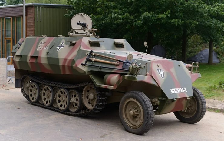 Бронемашина Sd.Kfz. 251
