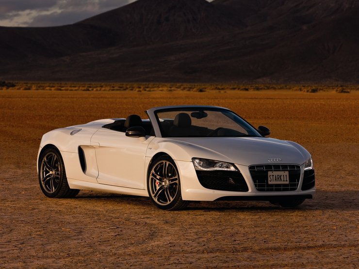 Audi R8 Spyder, Audi R8, суперкар Audi, сгорел Audi, сгорел суперкар