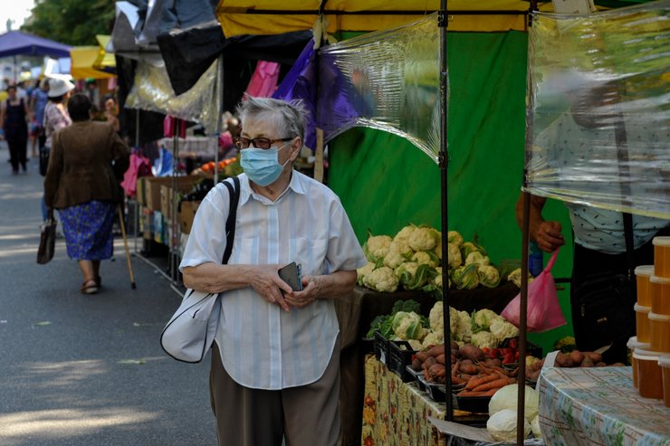 Треть опрошенных украинцев не имеет сбережений