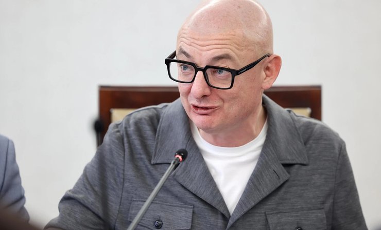 сенатор Польщі Міхал Камінський фото сенатора Польщі Міхал Камінський