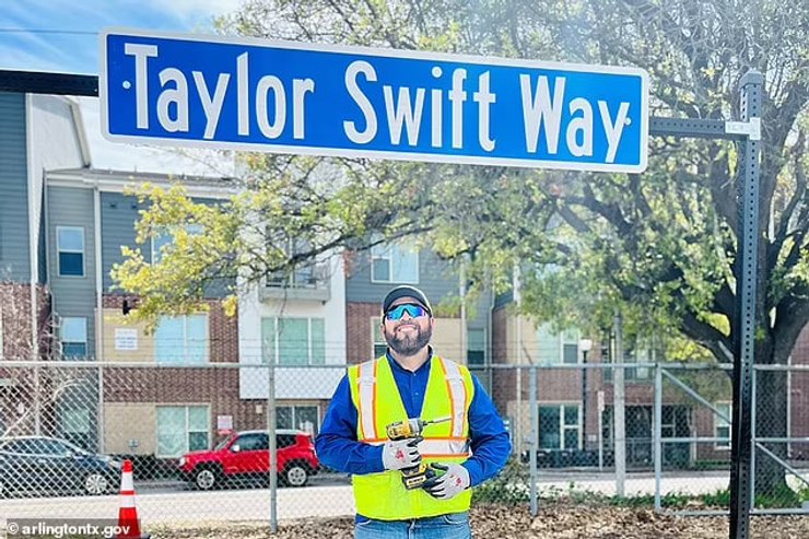 Тейлор Свіфт